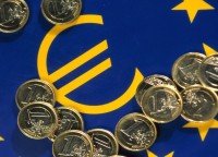 Польша пока не будет переходить на евро