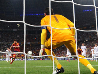 Испания стала третьим полуфиналистом Евро-2012